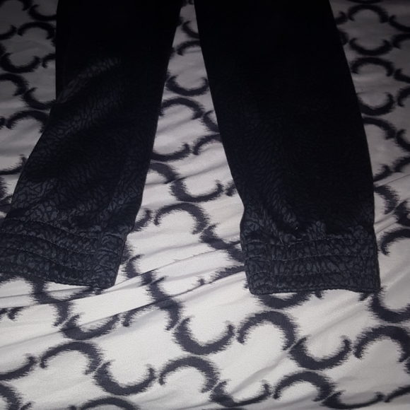 Pants - Picture 4 of 5